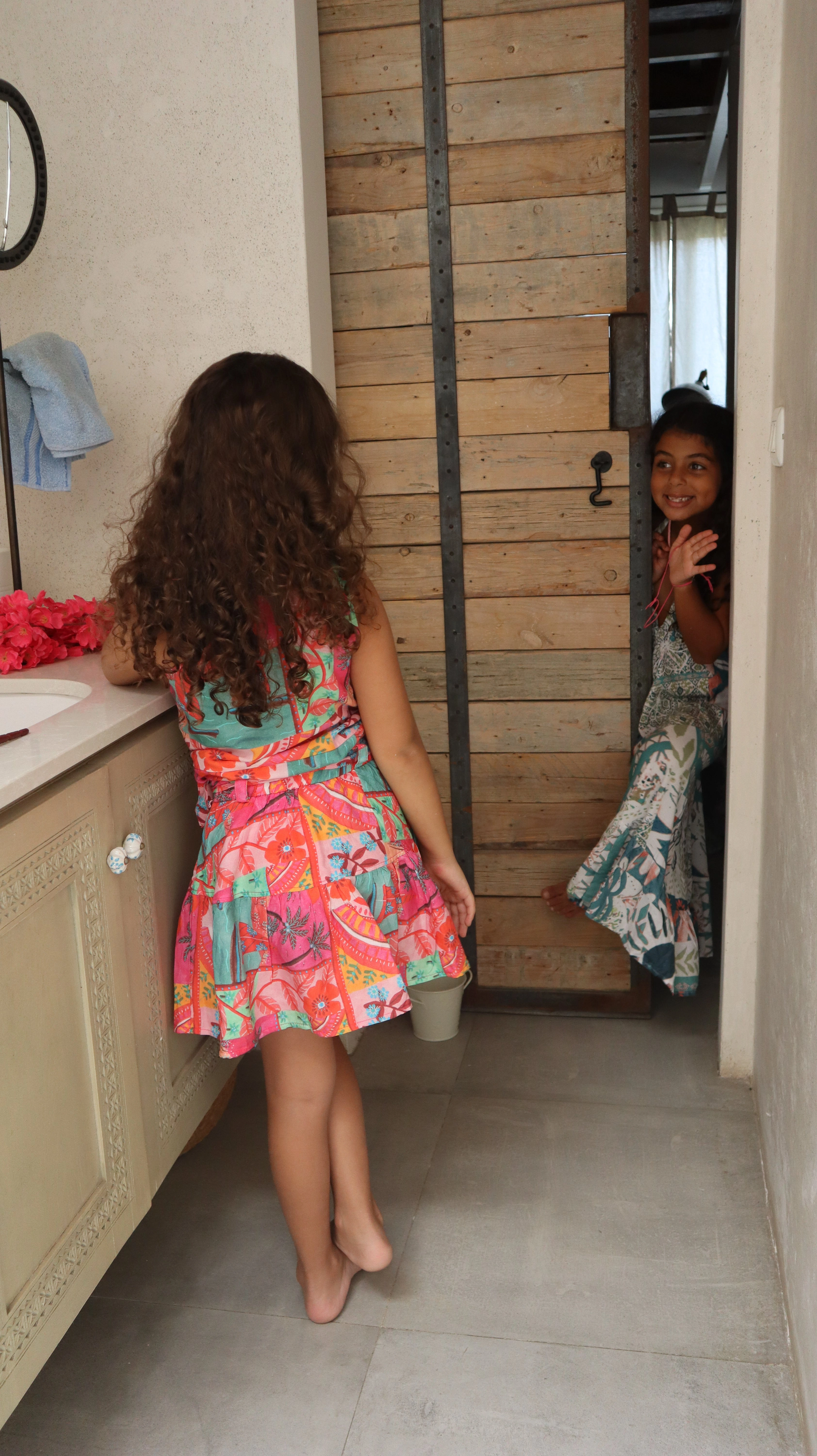Roeqiya's Little Swirlin' Knot Skirt: Dance in Style with a Bohemian Twist!
