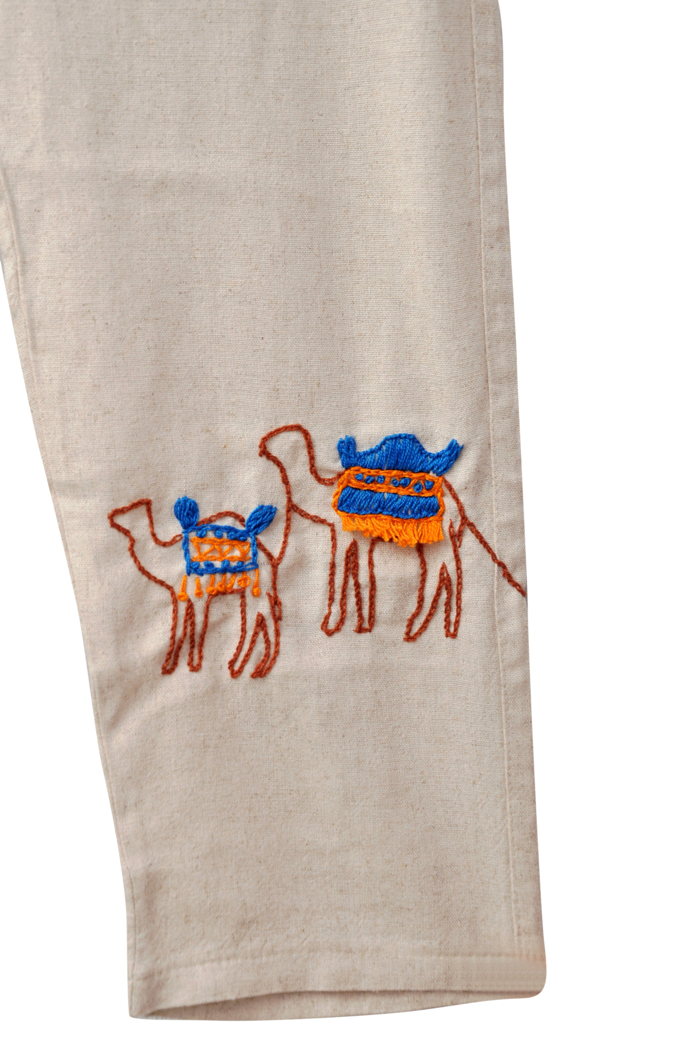 Giza Trousers: Effortless Elegance for the Modern Gentleman - Channel Your Inner Pharaoh.